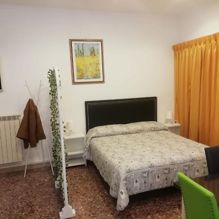 Apartment Urbino 33 Rome Exterior photo